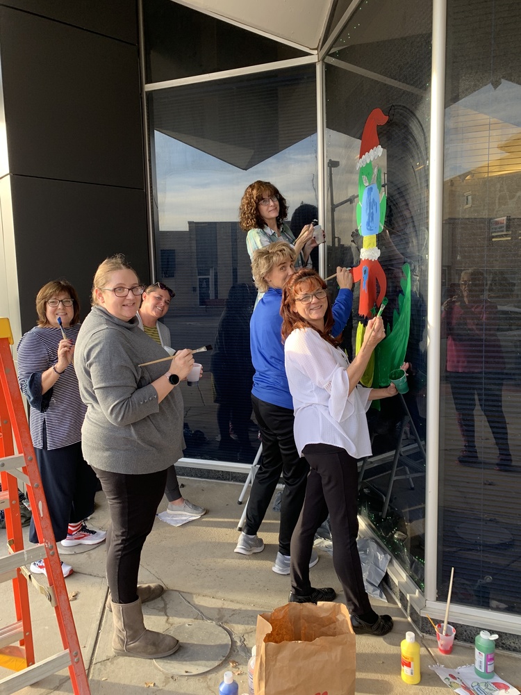 downtown-decorating-grandview-elementary-school